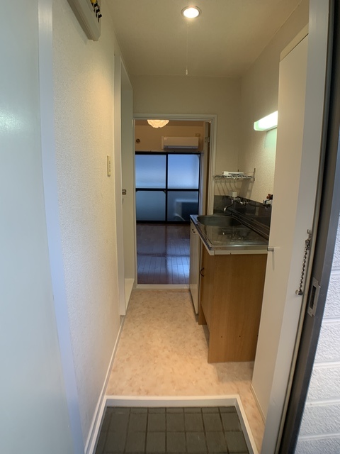 玄関　下駄箱付なので、玄関はいつでもスッキリ片付きます☆