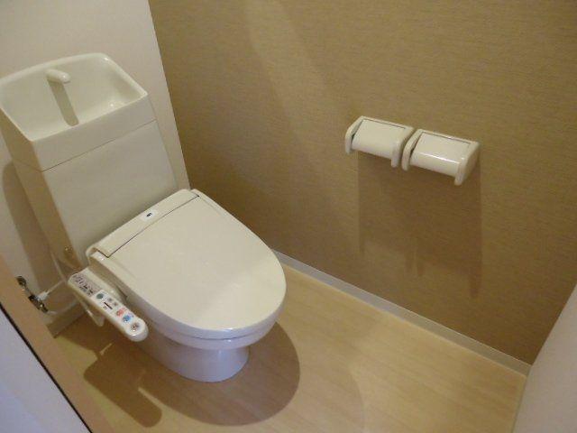 トイレ　シャワー付トイレ