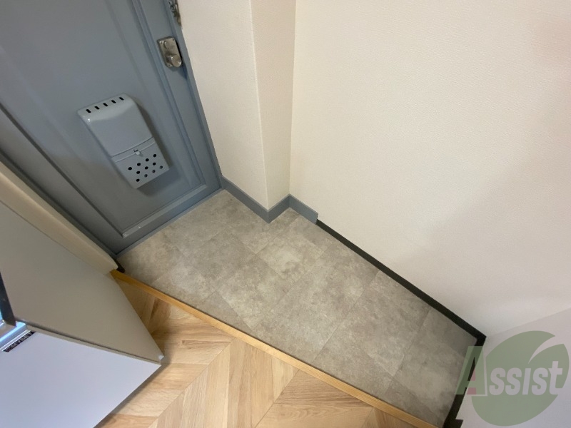 玄関　玄関から見た景色はこちらです。イメージできますか。