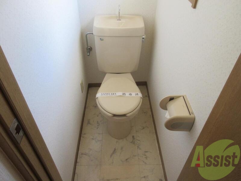 トイレ　シンプルなトイレです