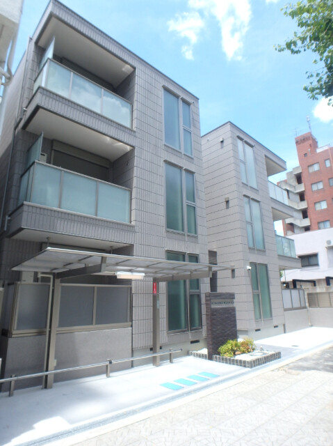 HEBEL MAISON OSAKA PORTの建物外観