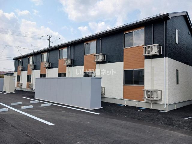 ワンリッチ上野町Aの建物外観