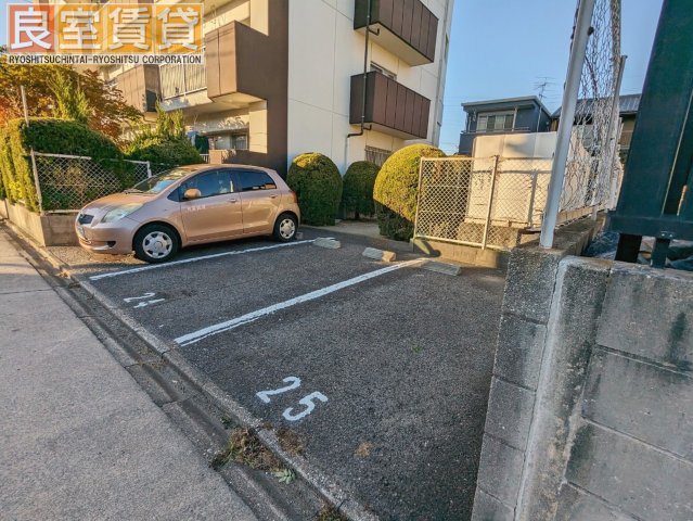 【第2田中ビルの駐車場】