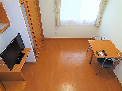 居室・リビング　ベッド上からのアングルです