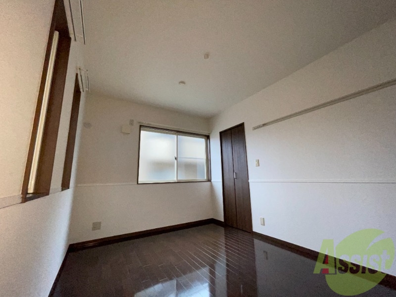 その他部屋・スペース　寝室も綺麗なお部屋となっており、気持ちが良いですね。