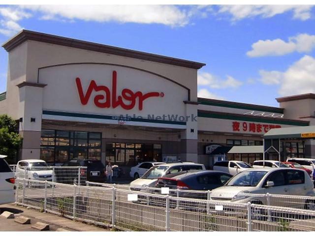 スーパー　バロー穂積西店（スーパー）まで476m