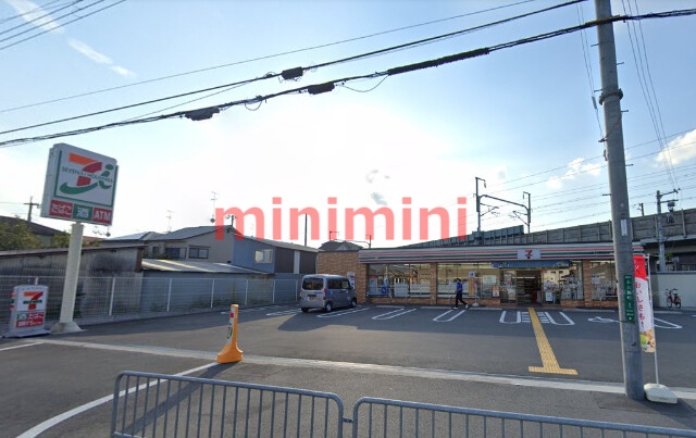コンビニ　セブンイレブン高槻北大樋町店（コンビニ）まで593m