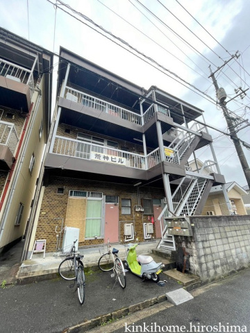 広島市佐伯区隅の浜のマンションの建物外観