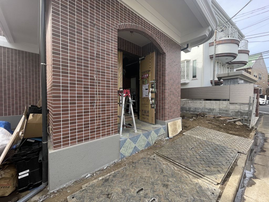 エントランス　エントランス