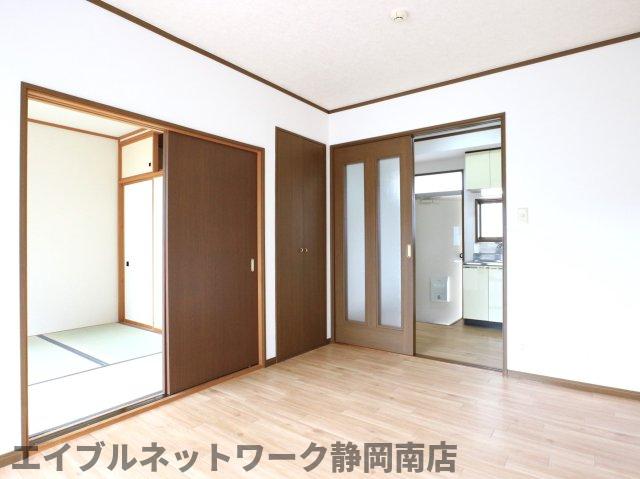 その他部屋・スペース　明るい色調の室内です