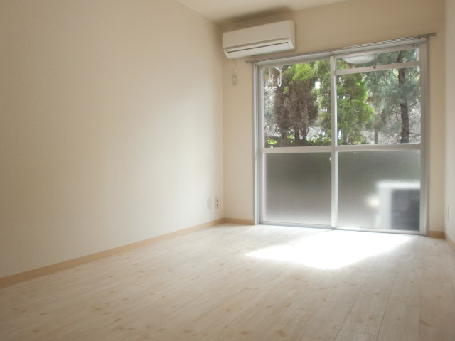 居室・リビング　同型タイプ