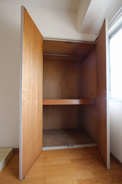 収納　同物件別号室の写真