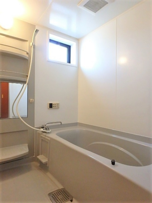 バス・シャワールーム　図面と現状に相違がある場合には現状を優先