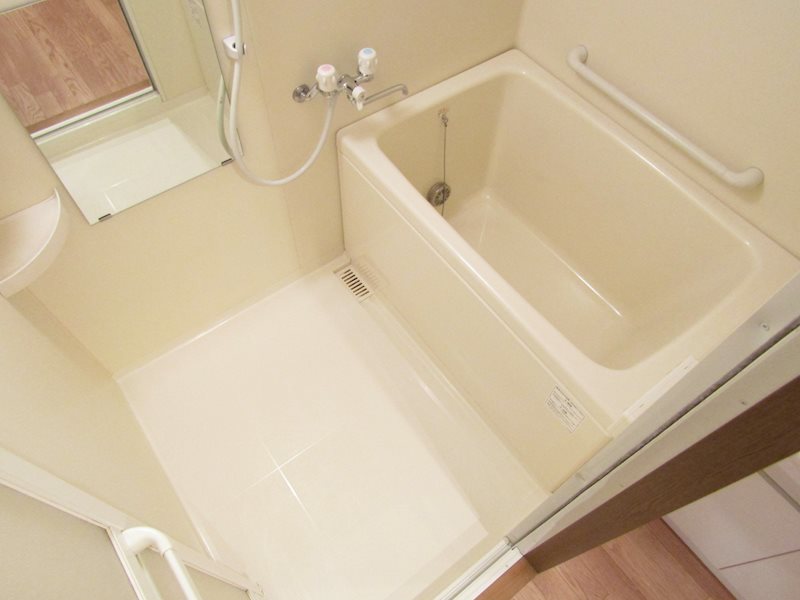 バス・シャワールーム　浴室