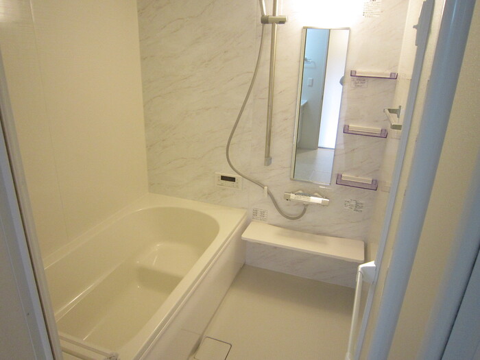 バス・シャワールーム　お風呂です