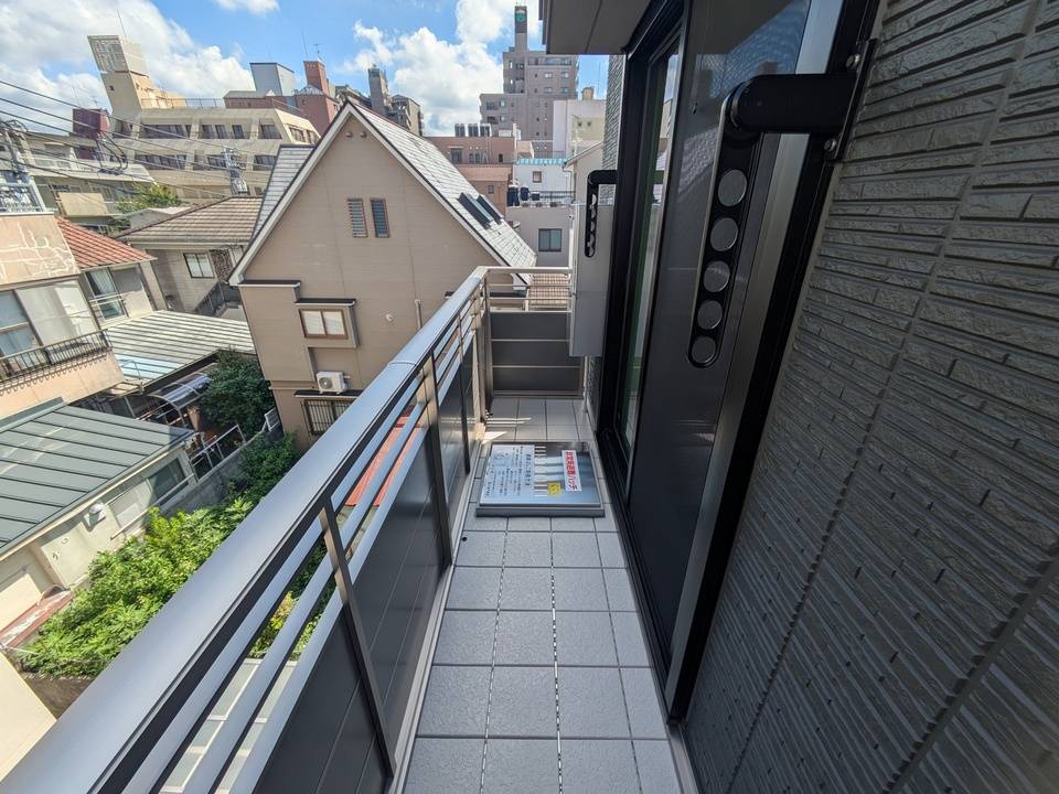 バルコニー　バルコニー