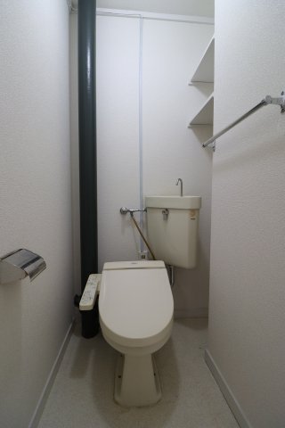 トイレ　入居前の写真です。