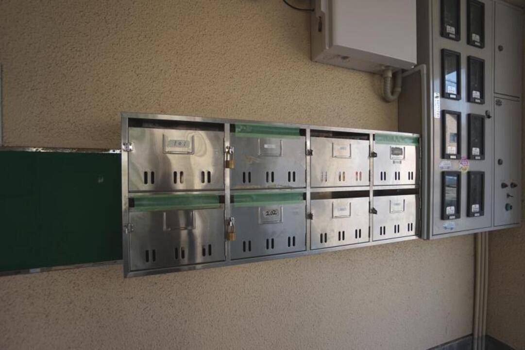 エントランス　メールBOX