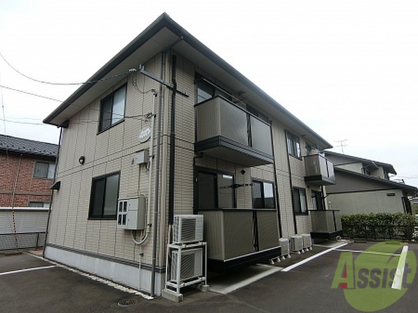 建物外観　岩沼市栄町２丁目「クレセントオサダＢ」