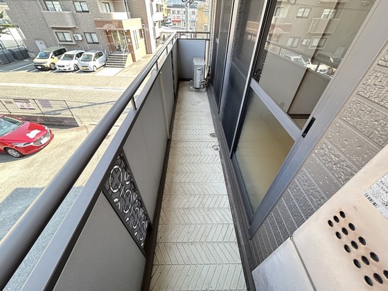 バルコニー　※別部屋の写真です