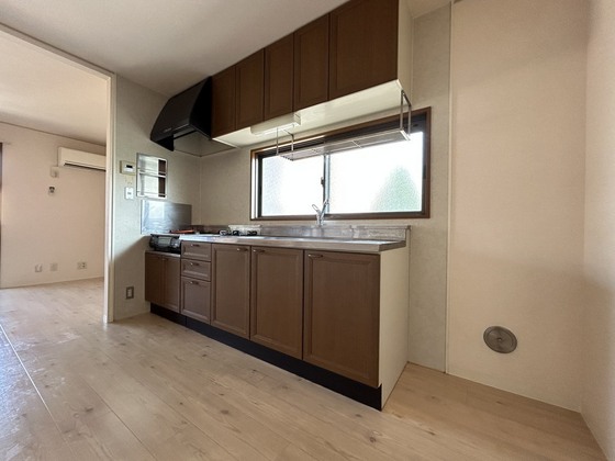 キッチン　※別部屋の写真です