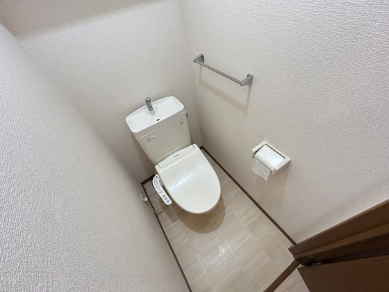 トイレ　※別部屋の写真です