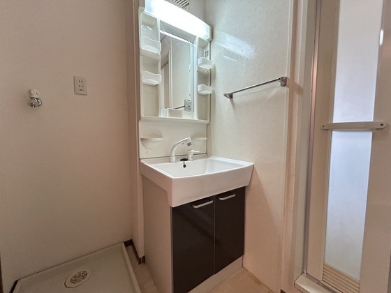 洗面設備　※別部屋の写真です