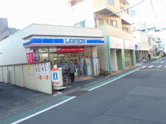 コンビニ　ローソン玉川三丁目店（コンビニ）まで620m