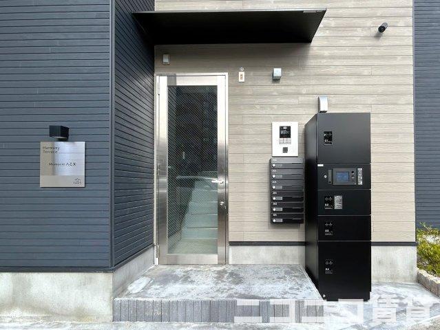 エントランス　オートロック付きで安心