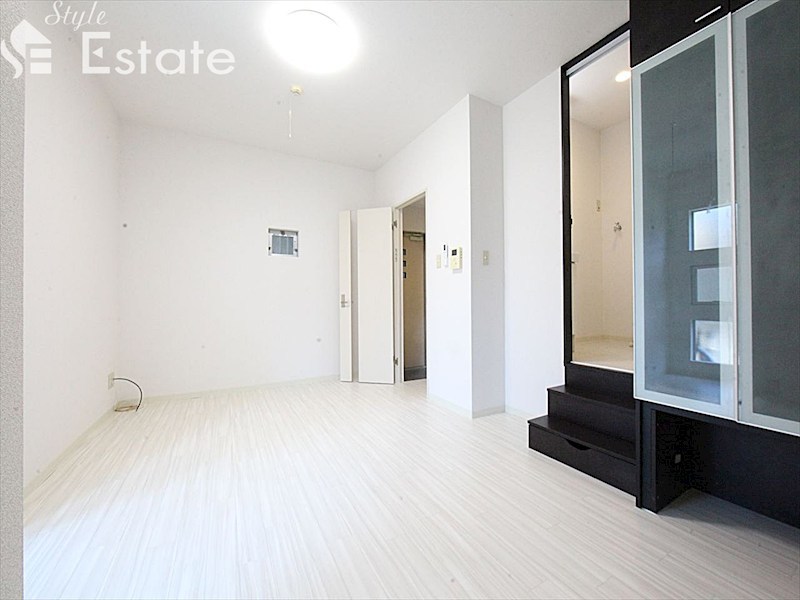 居室・リビング　内装