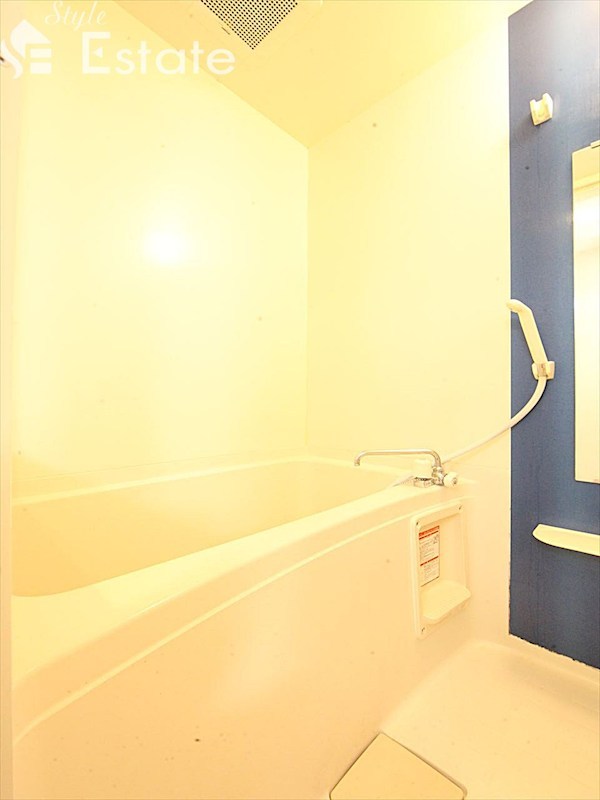 バス・シャワールーム　バスルーム