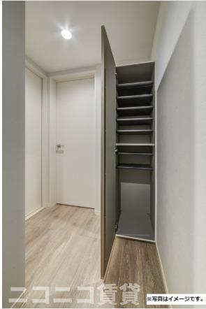 玄関　別号室イメージの為、現状を優先致します。