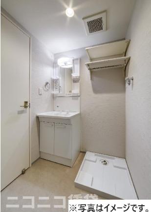 洗面設備　別号室イメージの為、現状を優先致します。