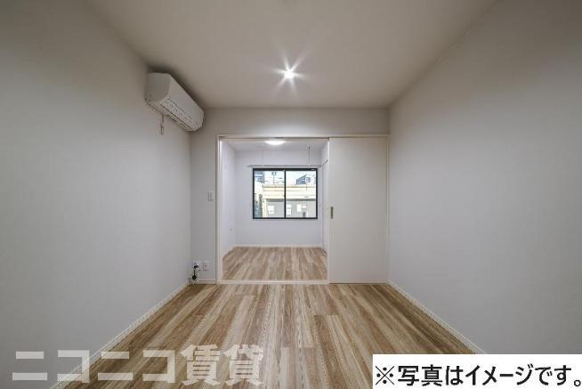 居室・リビング　別号室イメージの為、現状を優先致します。