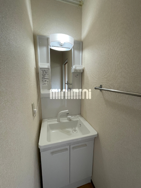 洗面設備　洗髪洗面化粧台