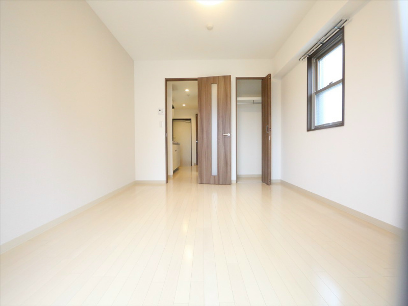 その他部屋・スペース　洋室7.5帖　エアコン付　クローゼット付（収納充実してます）