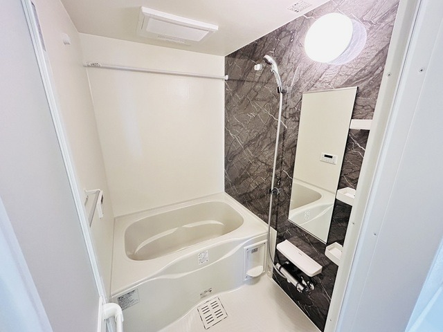 バス・シャワールーム　同型イメージ