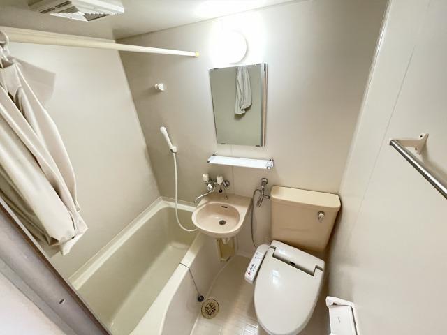 バス・シャワールーム　浴室