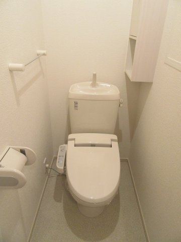 トイレ　トイレもきれいです