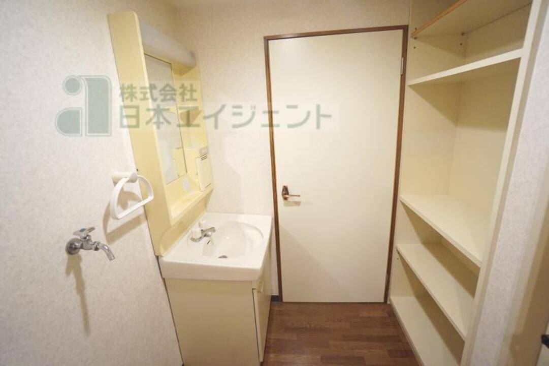 洗面設備　洗面所