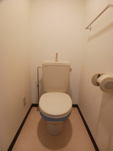 トイレ　落ち着いたトイレです
