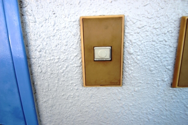 セキュリティ　玄関チャイム