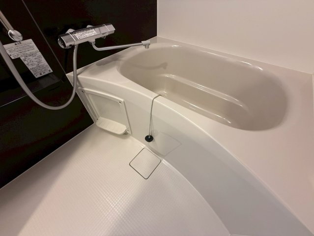 バス・シャワールーム　詳細は、RISUMO江坂本店までお問合せください♪