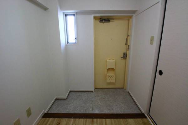 玄関　ビレッジハウスの同一物件・同一タイプの間取りの写真です