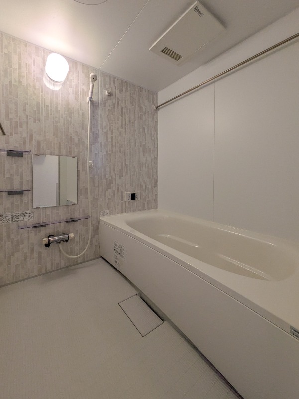 バス・シャワールーム　図面と現状に相違がある場合には現状を優先