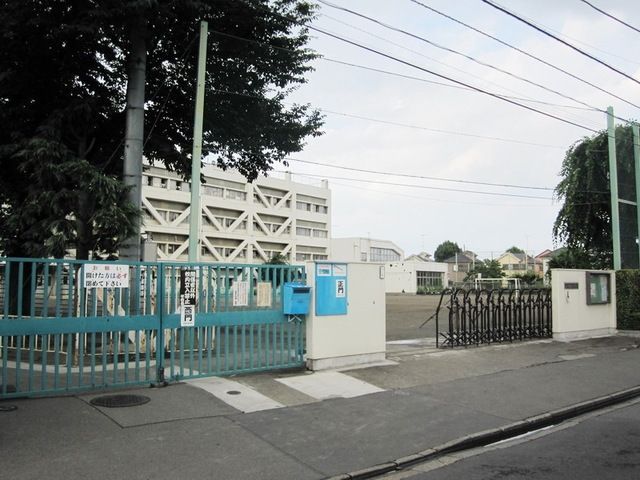 小学校　西砂小学校（小学校）まで420m