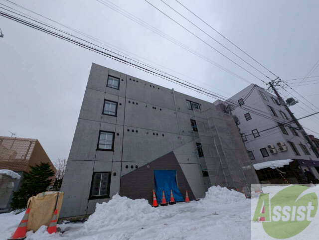 建物外観　札幌市中央区南七条西「ハイヒルズ」