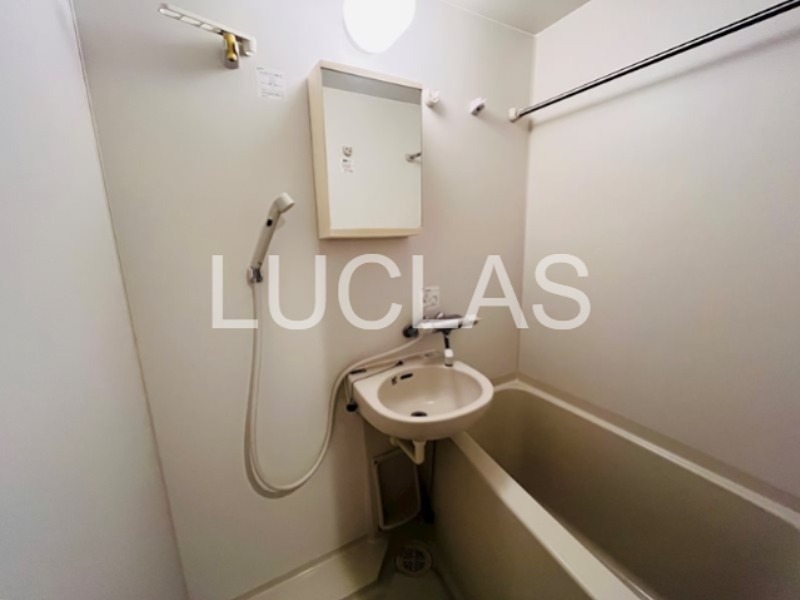 バス・シャワールーム　現地対応でご案内可能！03-6911-2228にご連絡くださ