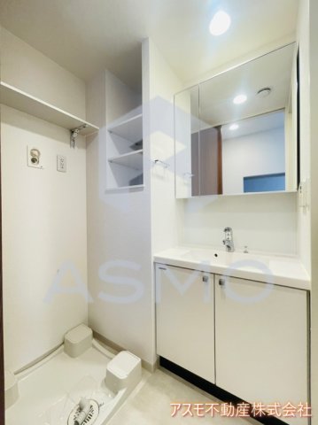 洗面設備　同マンション別部屋参考写真