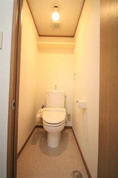 トイレ　ウォシュレット付きトイレ